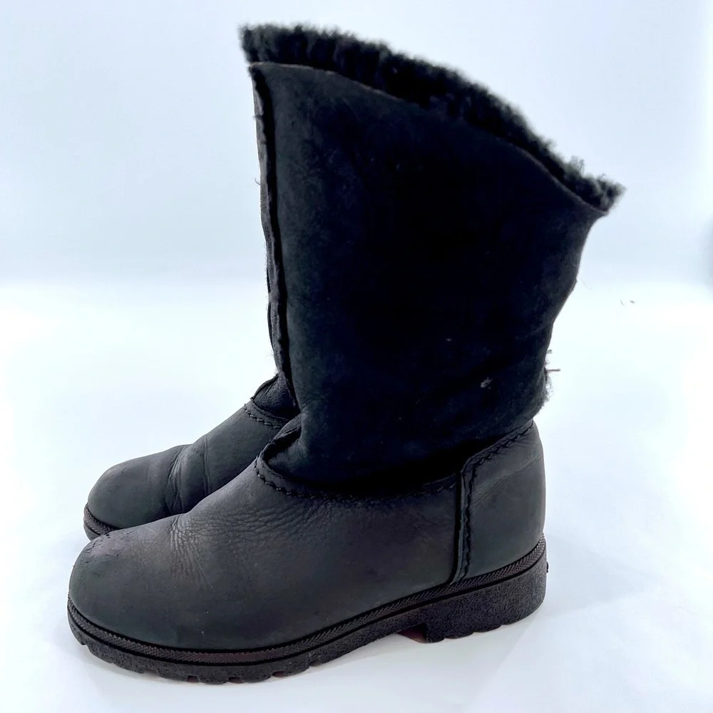 Sorel Black Leather Winter  Pull on Womens Boots size 6
